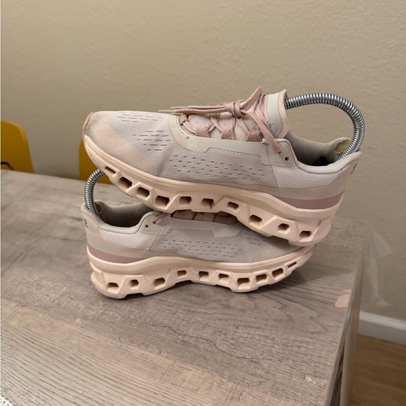 Size 6.5W - On cloudmonster - Picture 6 of 9